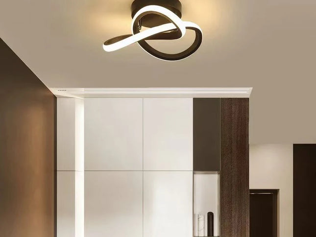Plafonieră minimalistă LED pentru interior