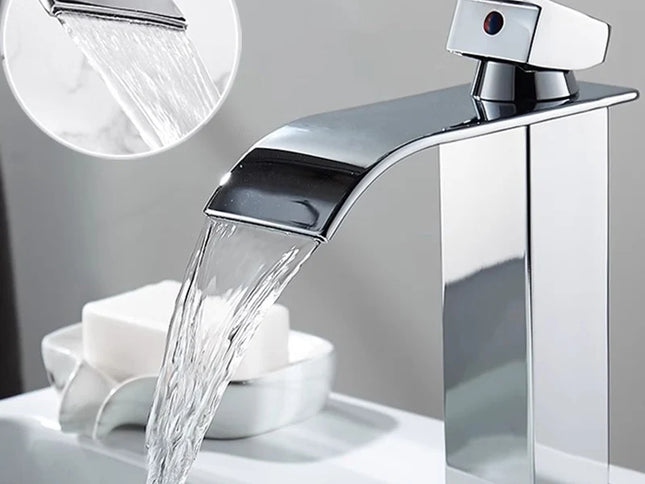 Baterie Lavoar Cascadă din Oțel Inoxidabil – Mixer Apă Caldă și Rece, Design Negru Modern