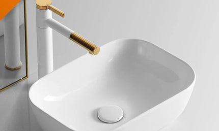 Baterie Înaltă pentru Lavoar – Mixer Apă Caldă și Rece cu Rotație 360°