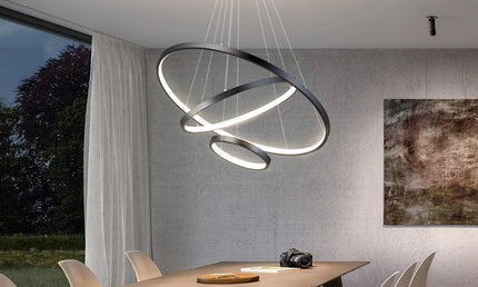 Candelabru Eleganță LED LuxeChandelier