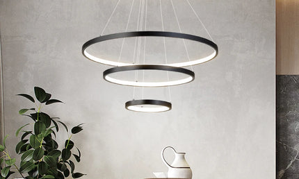 Candelabru Eleganță LED LuxeChandelier