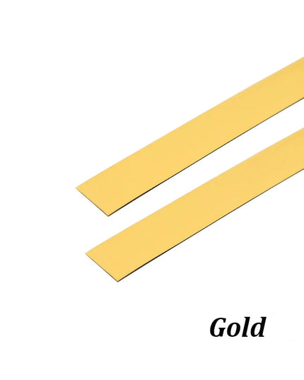 Bandă Decorativă PVC 5M Autoadezivă – Ideală pentru Pereți, Tavan, Mobilier, Plăci Ceramice și Margini, Culoare Aurie