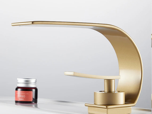 Baterie Lavoar Modernă – Mixer Apă Caldă și Rece, Flux Cascadă, Design Negru/Alb