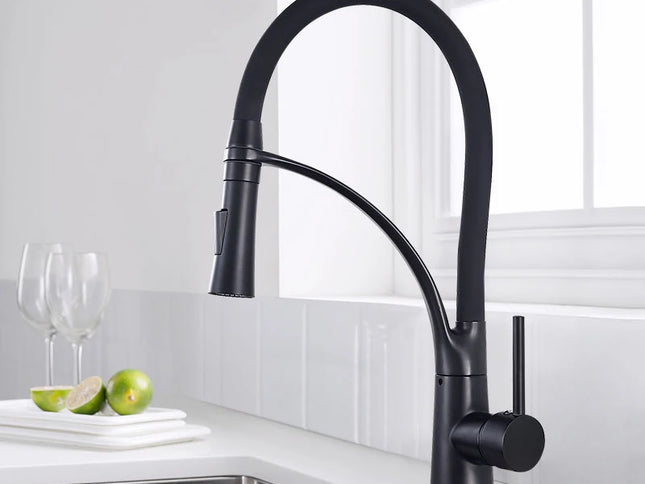 Baterie Bucătărie Rotativă 360° – Mixer Apă Caldă/Rece cu Duza Retractabilă