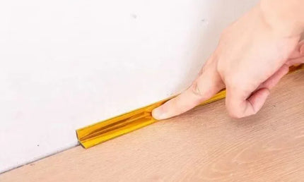 Benzi Decorative Autoadezive pentru Pereti, 2cm Latime, PVC