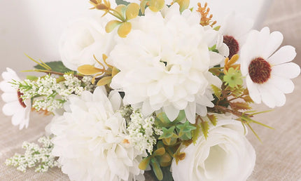 Buchet Decorativ cu Flori Artificiale de Toamnă - Trandafiri, Hortensii și Margarete