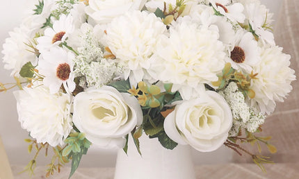 Buchet Decorativ cu Flori Artificiale de Toamnă - Trandafiri, Hortensii și Margarete