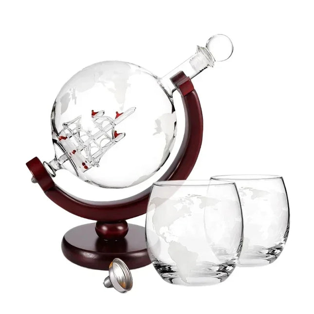 Set Decantor Globe 900ML cu Carafă Fără Plumb, Stand din Lemn și 2 Pahare – Cadou de Lux pentru Whiskey