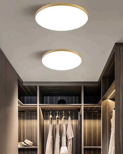 AquaGlow Ultra – Plafonieră LED Ultra-Subțire și Rezistentă la Apă